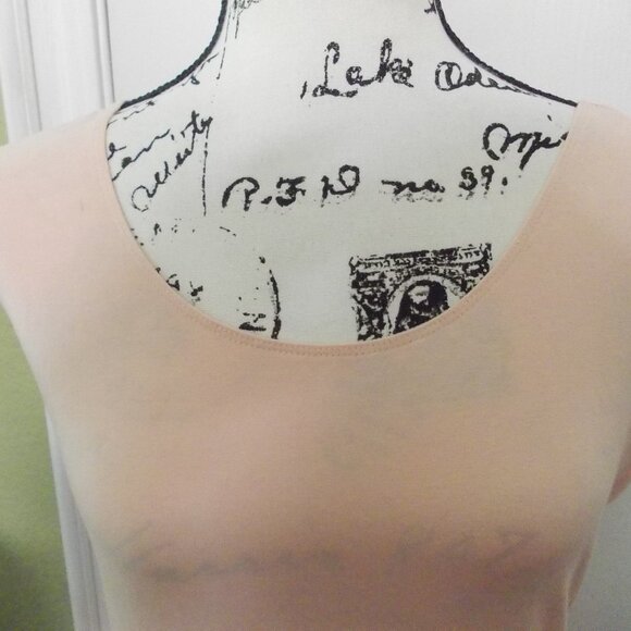 💕 3/$25 💕Modbe Tee M - Picture 2 of 4